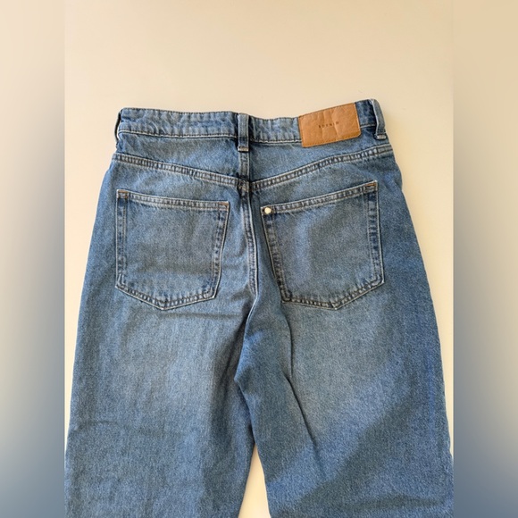 &Denim-90’s Straight-Blue Jean-High Waisted-Classic-100%-Size 6 - Picture 2 of 10